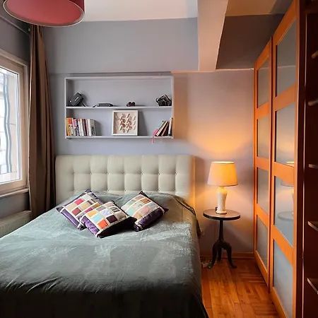 Stylish Design With Spectacular Views And High Speed Wifi Apartment *