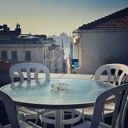 Stylish Design With Spectacular Views And High Speed Wifi Apartment Istanbul