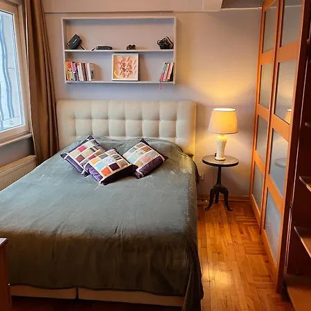 Apartment Stylish Design With Spectacular Views And High Speed Wifi *