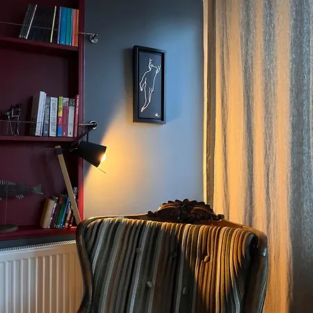 Stylish Design With Spectacular Views And High Speed Wifi Apartment *